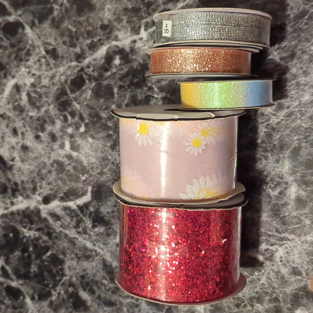 Various Colored Ribbon Bundle (5)